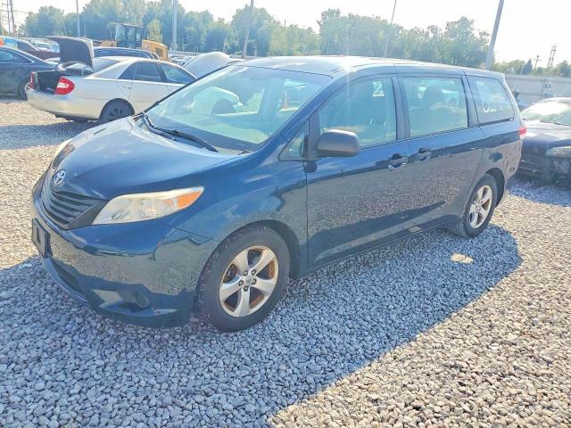 TOYOTA SIENNA 2012 with VIN 5TDZK3DC6CS204312 - Photo from auction