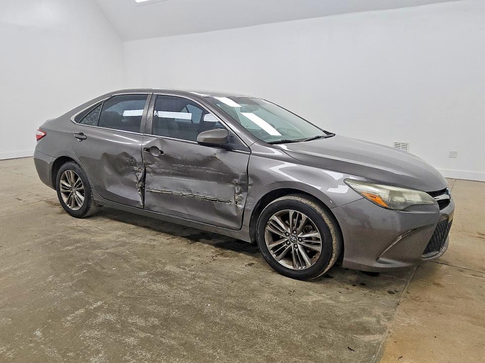 Photo 4 from auction – 2017 TOYOTA CAMRY with VIN 4T1BF1FK1HU686653