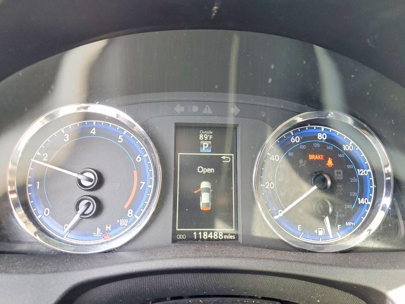 Photo 9 from auction – 2017 TOYOTA COROLLA with VIN 2T1BURHE2HC948371