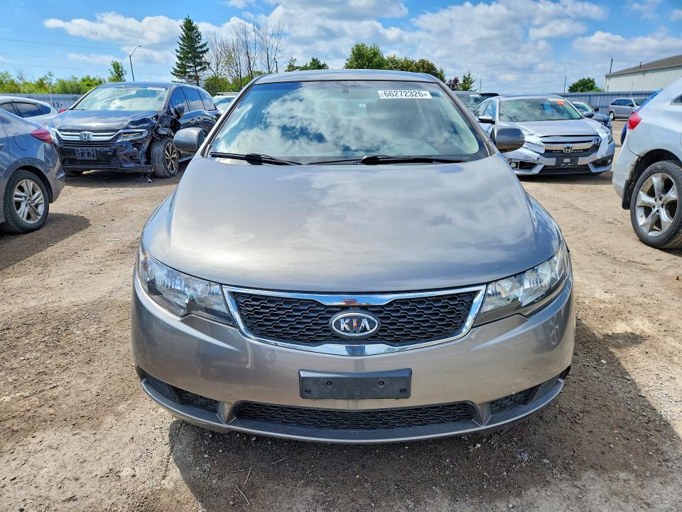 Photo 5 from auction – 2011 KIA FORTE with VIN KNAFT4A23B5320117