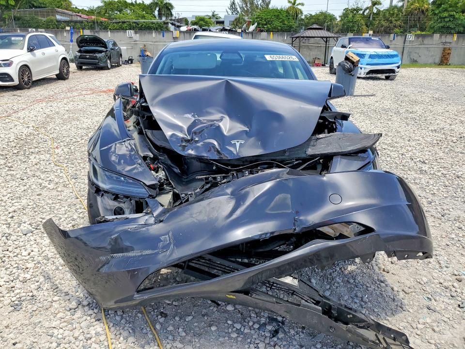Photo 5 from auction – 2025 TESLA MODEL 3 with VIN 5YJ3E1EA3SF027476