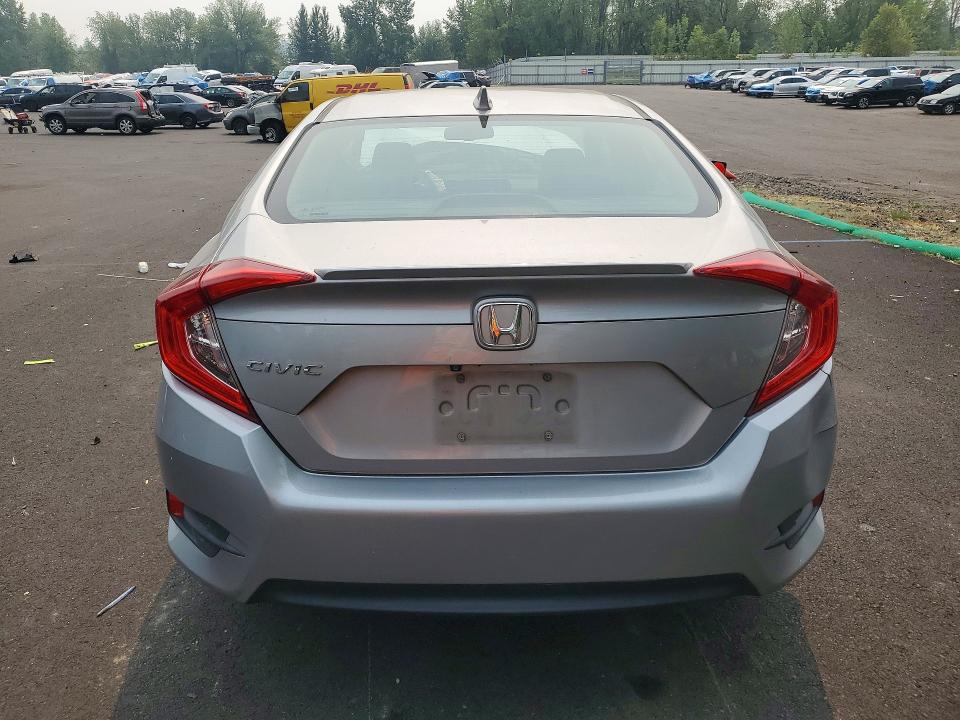 Photo 6 from auction – 2016 HONDA CIVIC with VIN 2HGFC1F74GH645320
