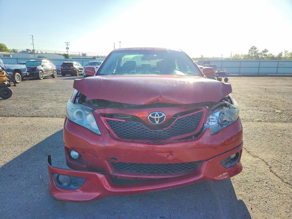 Photo 5 from auction – 2011 TOYOTA CAMRY with VIN 4T1BF3EK7BU673992