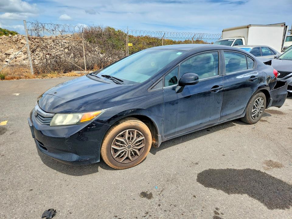 HONDA CIVIC 2012 z numerem VIN 2HGFB2F58CH554083 - Zdjęcie z aukcji