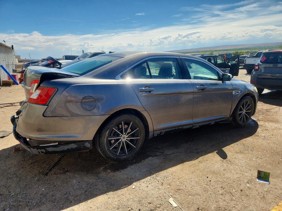 Photo 3 from auction – 2012 FORD TAURUS with VIN 1FAHP2FW2CG113813