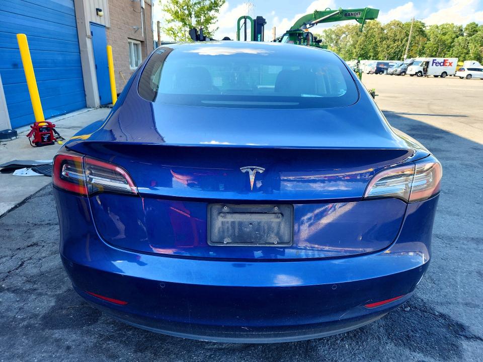 Photo 6 from auction – 2022 TESLA MODEL 3 with VIN 5YJ3E1EA3NF370793