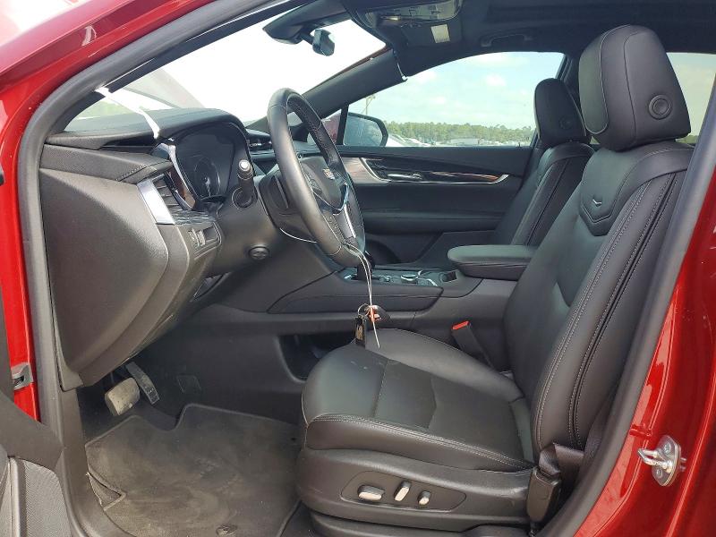 Photo 7 from auction – 2025 CADILLAC XT5 with VIN 1GYKNCRS1SZ102559