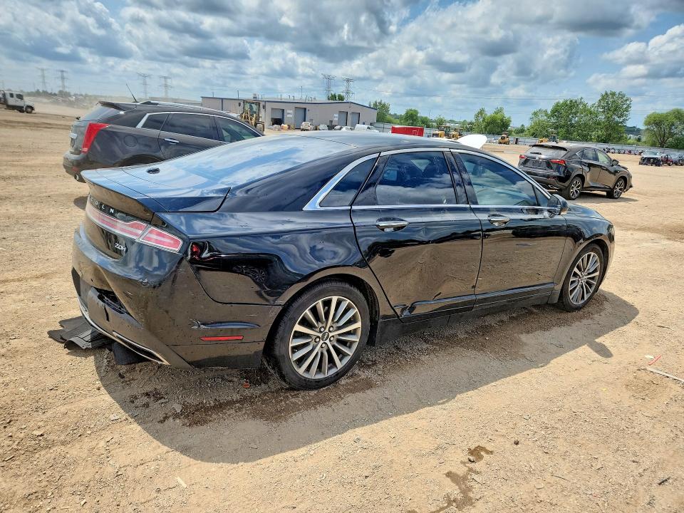 Photo 3 from auction – 2018 LINCOLN MKZ with VIN 3LN6L5KU2JR619985