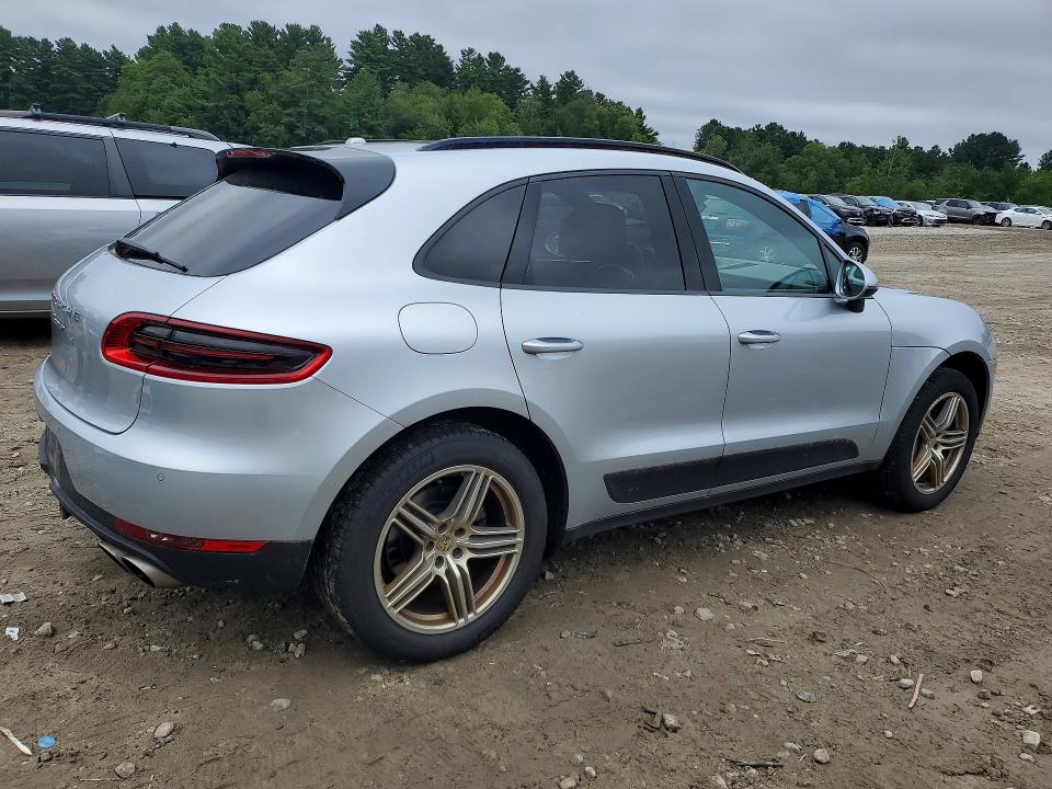 Фото 3 с аукциона – 2015 PORSCHE MACAN с VIN WP1AB2A52FLB57801