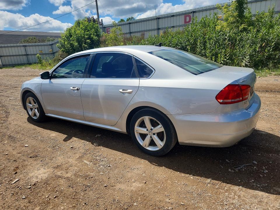 Photo 2 from auction – 2014 VOLKSWAGEN PASSAT with VIN 1VWBT7A3XEC108730