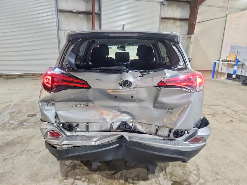 Photo 6 from auction – 2018 TOYOTA RAV4 with VIN JTMBFREV2JJ247709