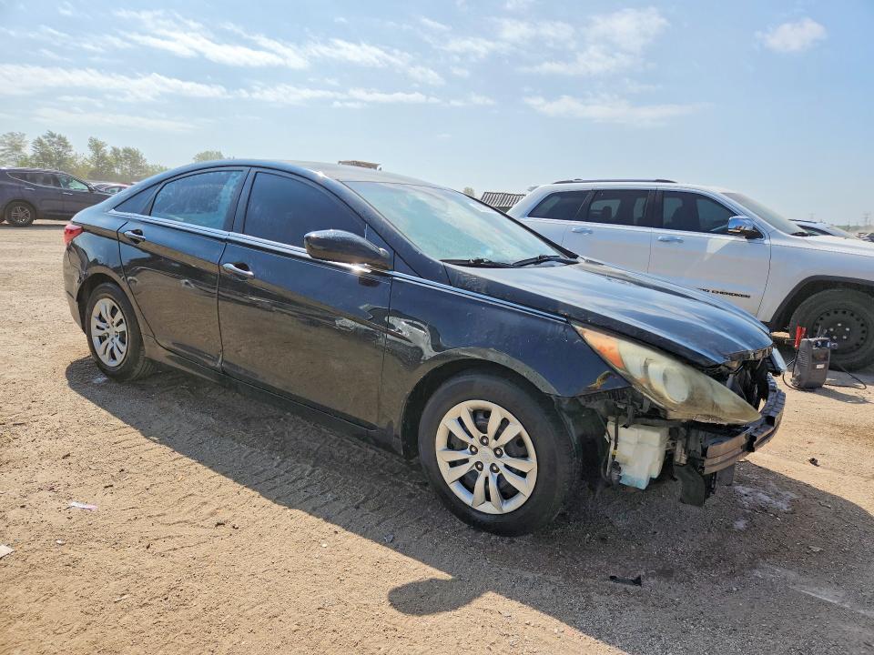 Photo 4 from auction – 2011 HYUNDAI SONATA with VIN 5NPEB4AC4BH125511