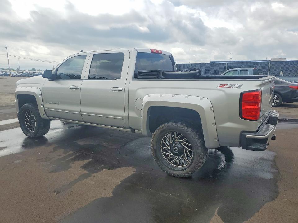 Photo 2 from auction – 2017 CHEVROLET SILVERADO with VIN 3GCUKREC3HG221327