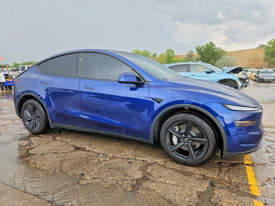 Photo 4 from auction – 2026 TESLA MODEL Y with VIN 7SAYGDEE3TF440376