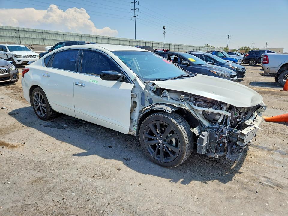 Photo 4 from auction – 2018 NISSAN ALTIMA with VIN 1N4AL3AP0JC258789