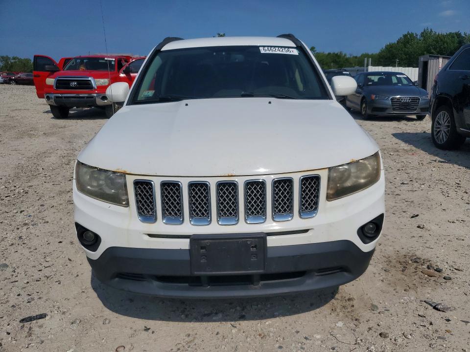 Photo 5 from auction – 2014 JEEP COMPASS with VIN 1C4NJDEB9ED661272