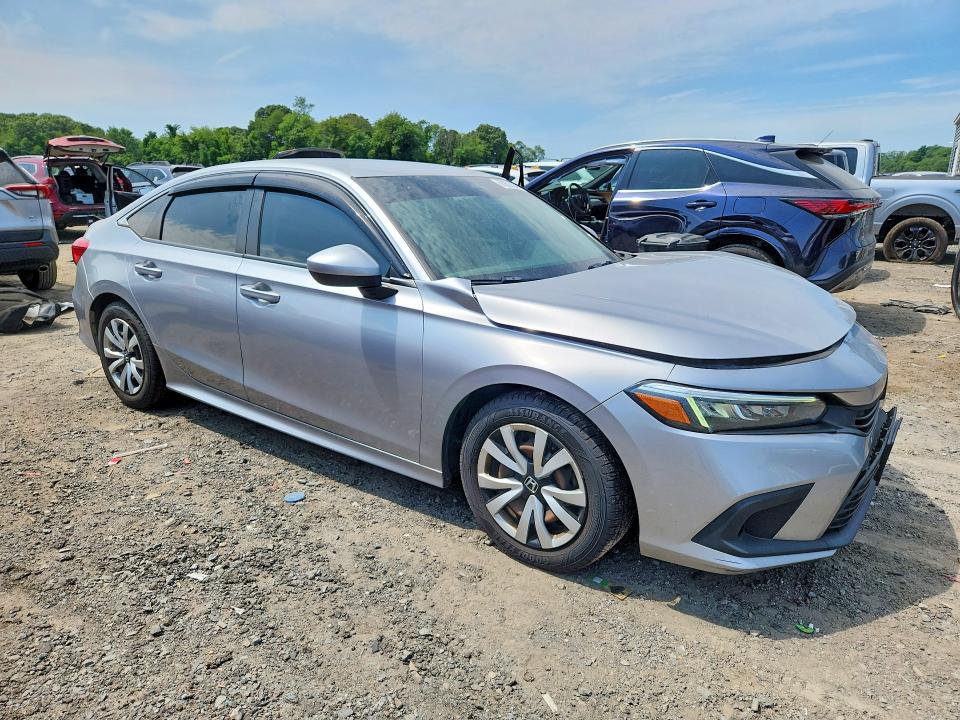 Photo 4 from auction – 2022 HONDA CIVIC with VIN 2HGFE2F26NH518201