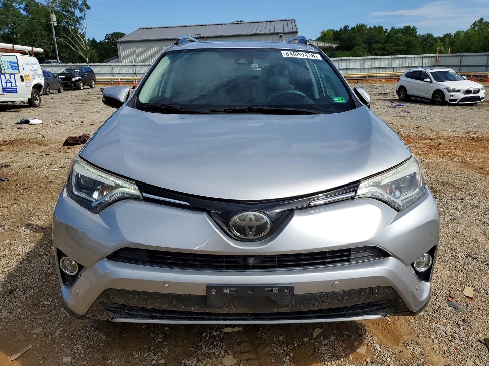 Photo 5 from auction – 2017 TOYOTA RAV4 with VIN 2T3DFREV3HW569098