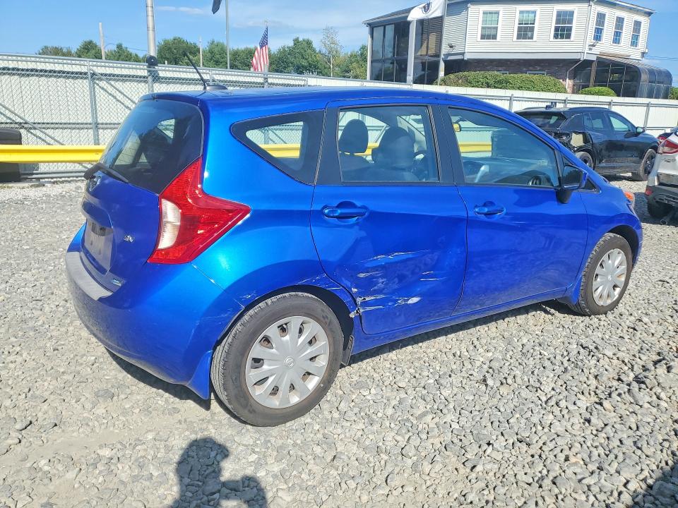 Photo 3 from auction – 2015 NISSAN VERSA NOTE with VIN 3N1CE2CPXFL357932