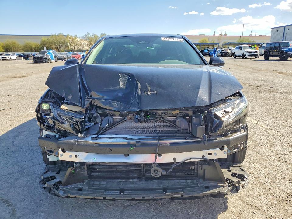 Photo 5 from auction – 2026 TOYOTA CAMRY with VIN 4T1DAACK7TU740705