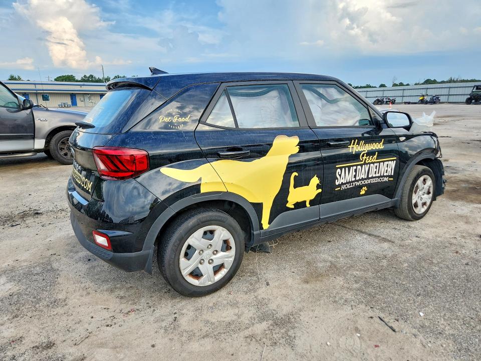 Photo 3 from auction – 2020 HYUNDAI VENUE with VIN KMHRB8A34LU037411