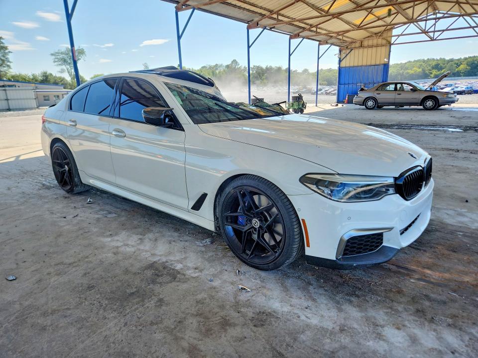 Photo 4 from auction – 2018 BMW M550XI with VIN WBAJB9C52JB049178