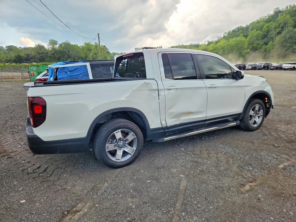 Photo 3 from auction – 2025 HONDA RIDGELINE with VIN 5FPYK3F52SB048211