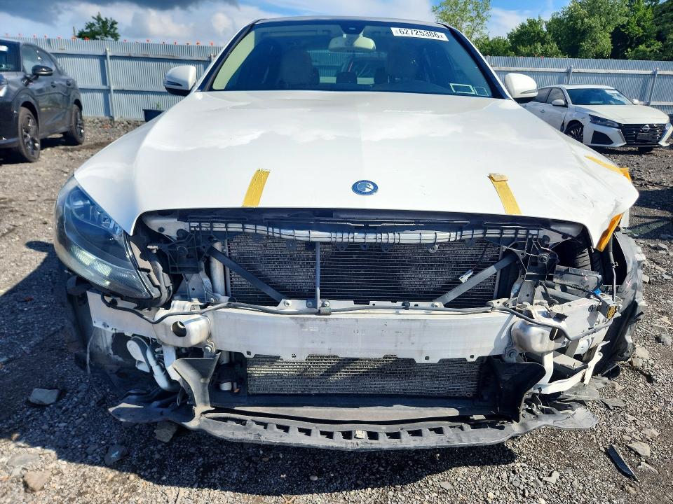 Photo 5 from auction – 2017 MERCEDES-BENZ C with VIN WDDWF4KB2HR285473