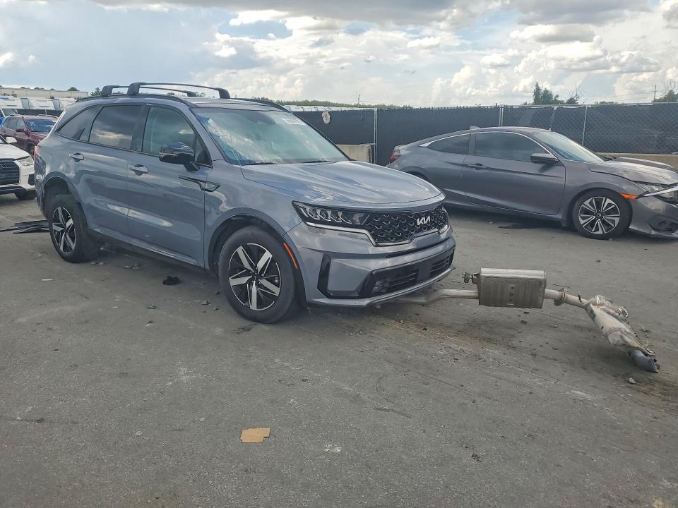 Photo 4 from auction – 2023 KIA SORENTO with VIN 5XYRH4LF1PG186966