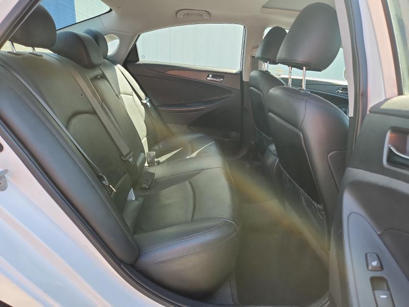 Photo 10 from auction – 2013 HYUNDAI SONATA with VIN 5NPEC4AC5DH647029