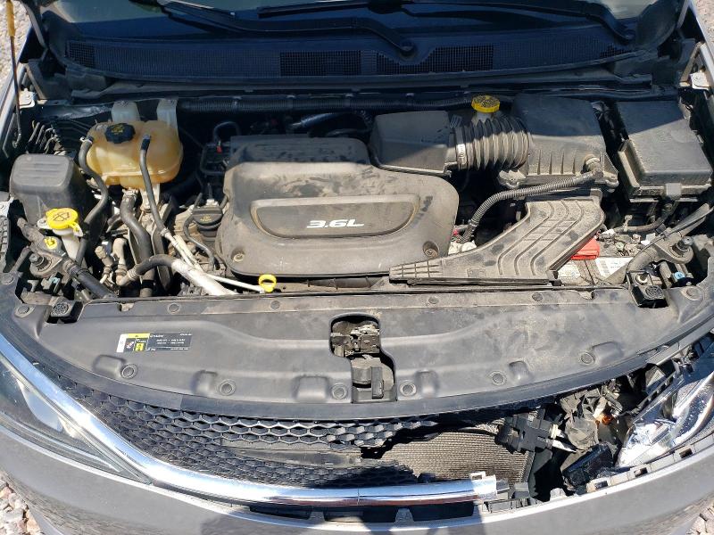 Фото 12 с аукциона – 2018 CHRYSLER PACIFICA с VIN 2C4RC1BG9JR211106