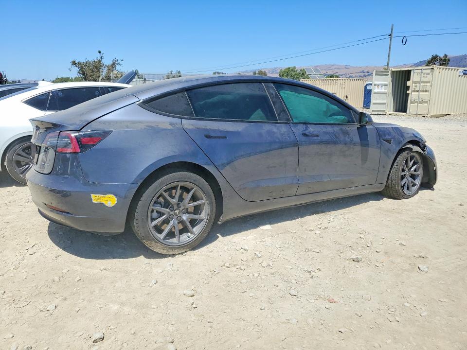 Photo 3 from auction – 2022 TESLA MODEL 3 with VIN 5YJ3E1EB4NF184480