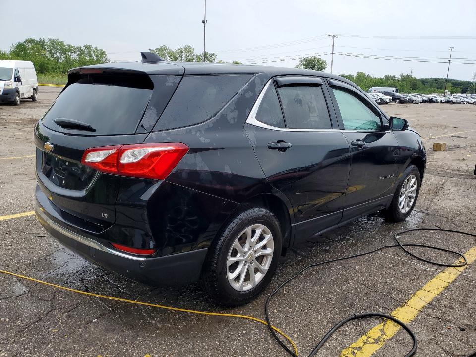Photo 3 from auction – 2018 CHEVROLET EQUINOX with VIN 3GNAXJEV2JL129024