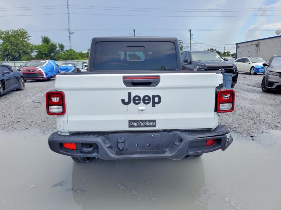 Снимка 6 от търг – 2023 JEEP GLADIATOR с VIN 1C6HJTAG0PL520759