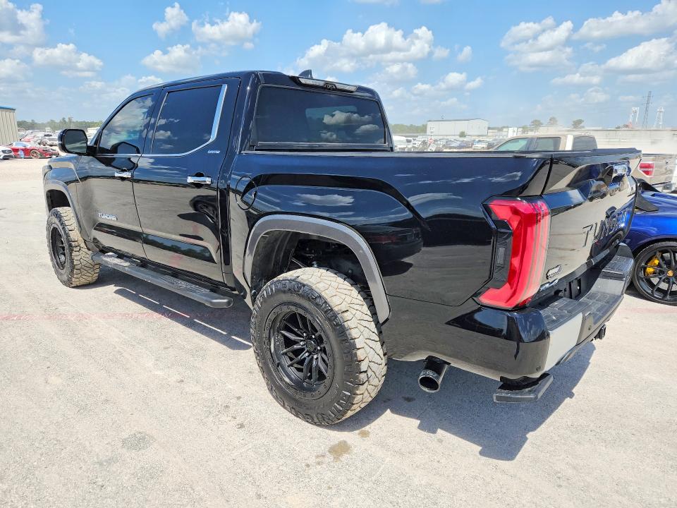 Photo 2 from auction – 2025 TOYOTA TUNDRA with VIN 5TFJA5DB2SX324748