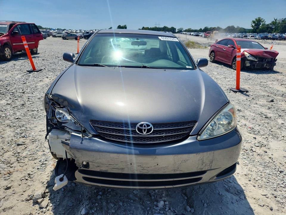 Photo 5 from auction – 2002 TOYOTA CAMRY with VIN JTDBE32KX20087810