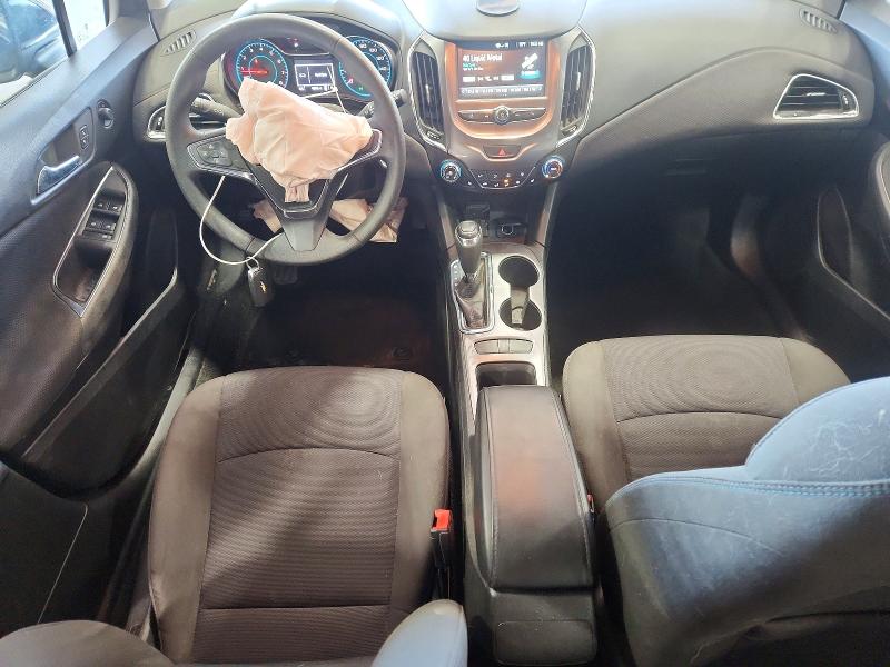 Photo 8 from auction – 2017 CHEVROLET CRUZE with VIN 3G1BE6SM2HS592480