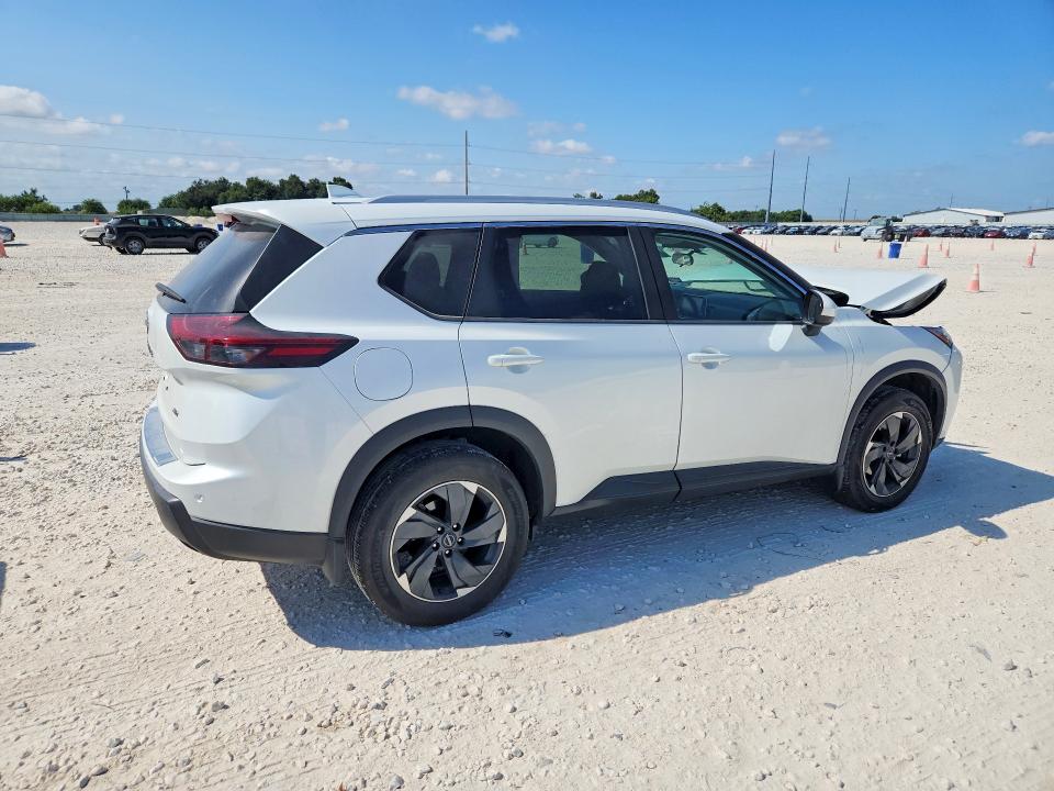 Photo 3 from auction – 2025 NISSAN ROGUE with VIN 5N1BT3BB5SC672035