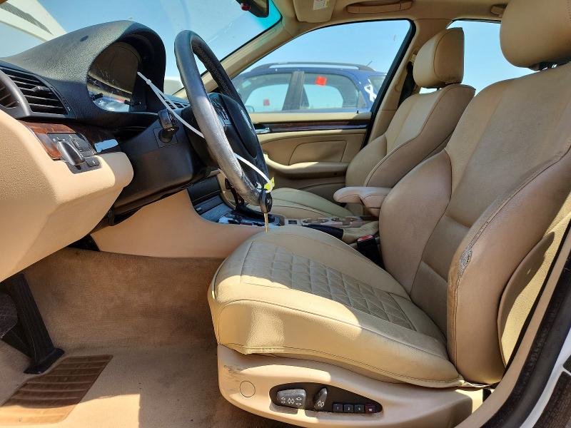 Photo 7 from auction – 2003 BMW 325 with VIN WBAEV33463KL85934