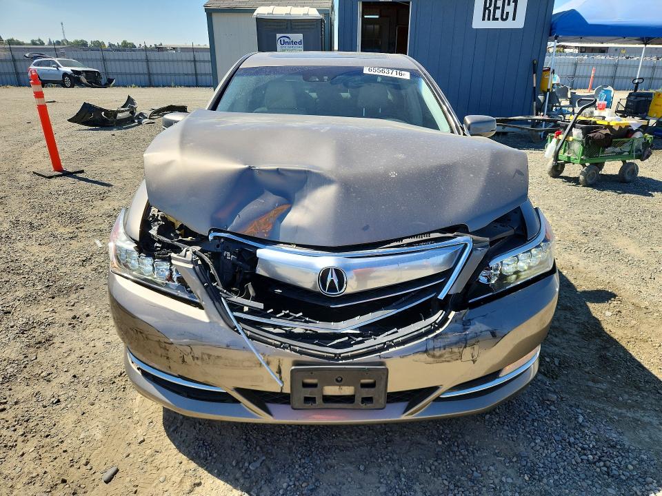 Photo 5 from auction – 2014 ACURA RLX with VIN JH4KC1F59EC002617