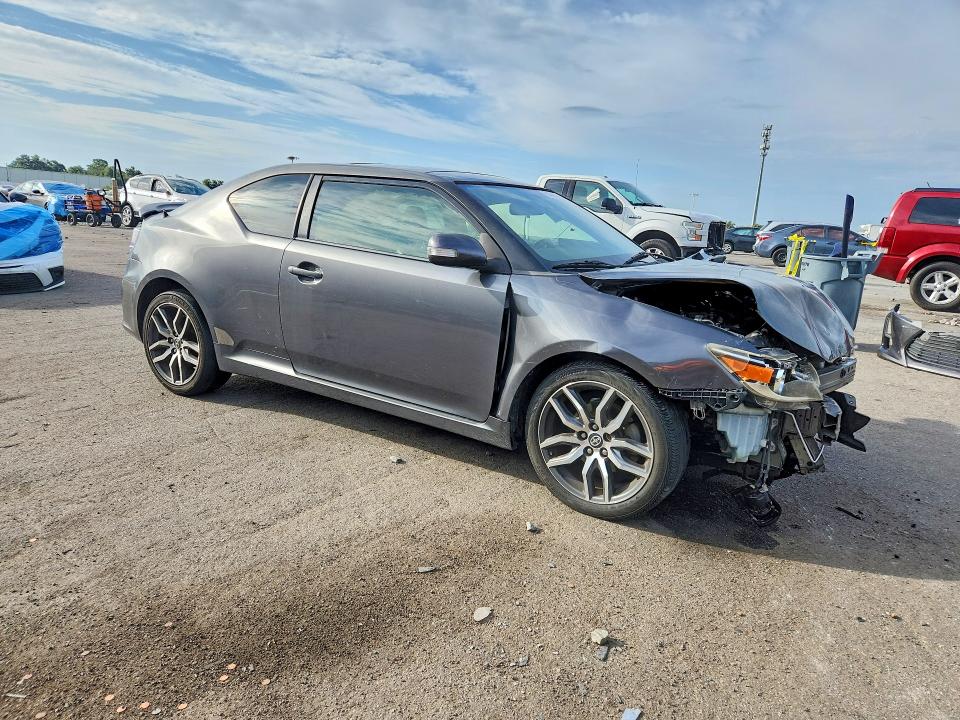 Photo 4 from auction – 2015 SCION TC with VIN JTKJF5C7XF3096969