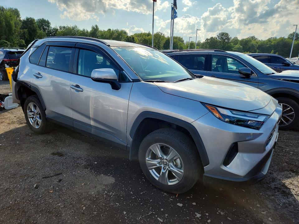 Photo 4 from auction – 2024 TOYOTA RAV4 with VIN 2T3P1RFV8RC416293