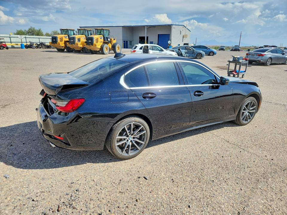 Photo 3 from auction – 2019 BMW 330I with VIN WBA5R1C51KAE81978