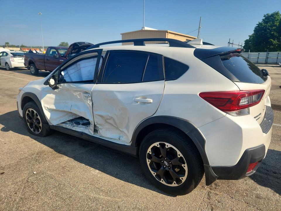 Photo 2 from auction – 2021 SUBARU CROSSTREK with VIN JF2GTAPC3M8217840