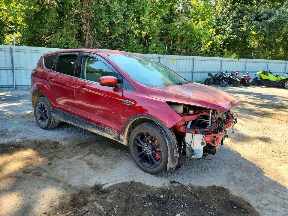 Photo 4 from auction – 2017 FORD ESCAPE with VIN 1FMCU0G90HUB66377