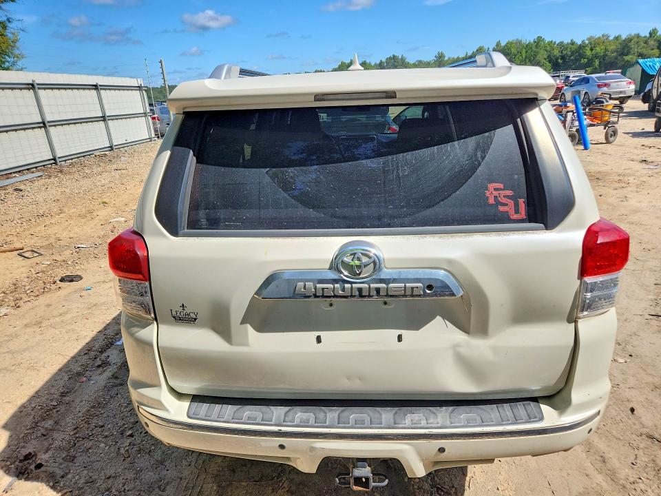 Photo 6 from auction – 2013 TOYOTA 4RUNNER with VIN JTEZU5JR8D5048355