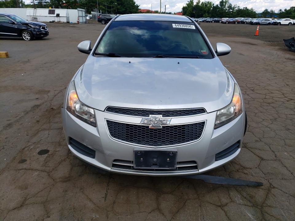 Photo 5 from auction – 2014 CHEVROLET CRUZE with VIN 1G1PC5SB2E7258271