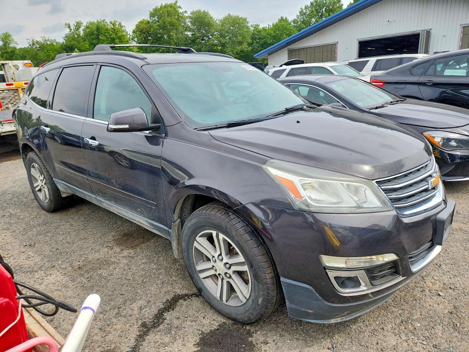 Photo 4 from auction – 2017 CHEVROLET TRAVERSE with VIN 1GNKVGKD9HJ287077
