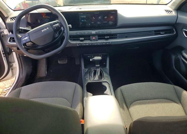 Zdjęcie 8 z aukcji – 2025 KIA K4 z VIN 3KPFT4DE0SE104657