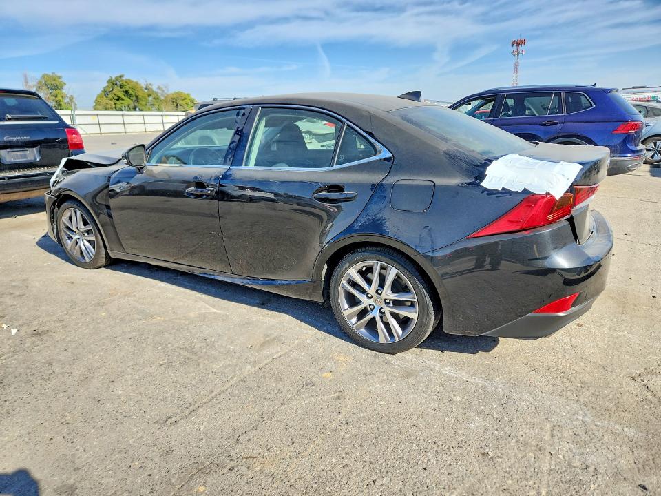 Photo 2 from auction – 2019 LEXUS IS with VIN JTHBA1D22K5092966